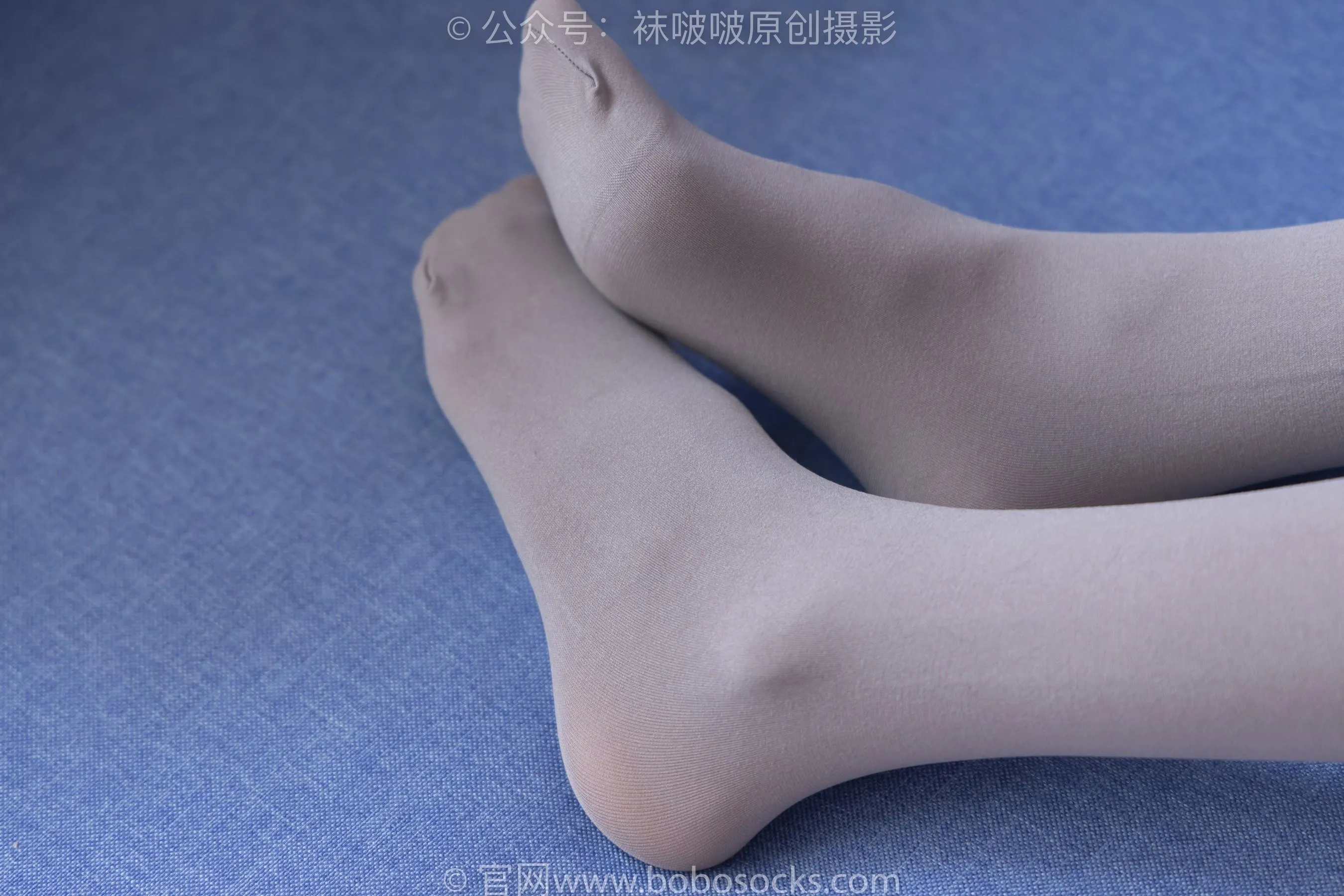 [BoBoSocks袜啵啵]NO.225 稚予-两双高跟鞋、厚灰丝[23] [57P]插图7